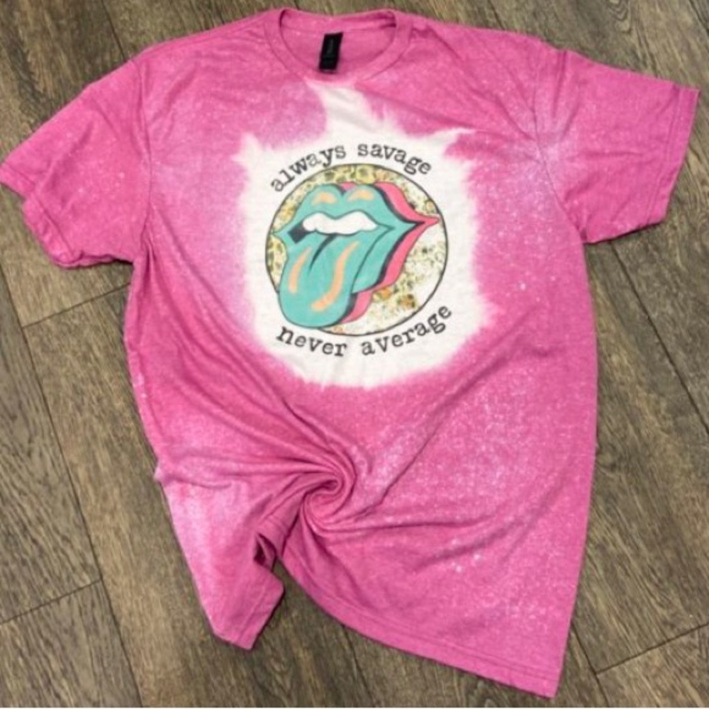 NWOT custom made t-shirt